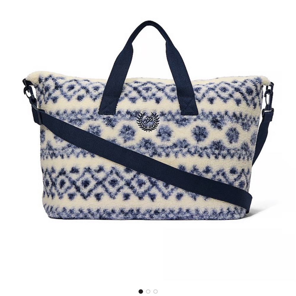 VS Pink fair isle fleece holiday blue and cream Sherpa Tote Bag Victorias Secret